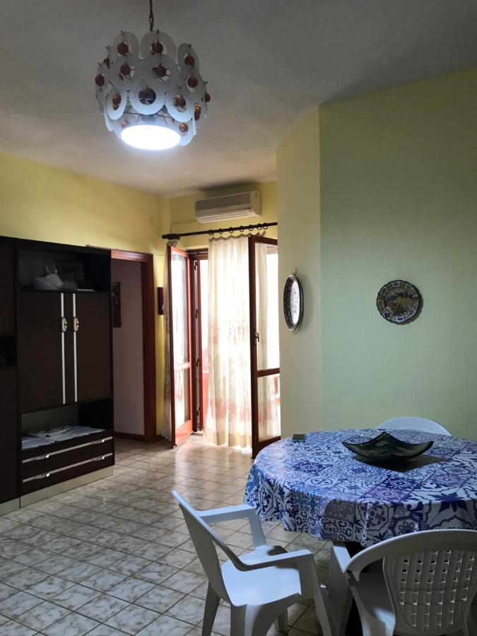 Emily Home جيارديني ناكسوس المظهر الخارجي الصورة
